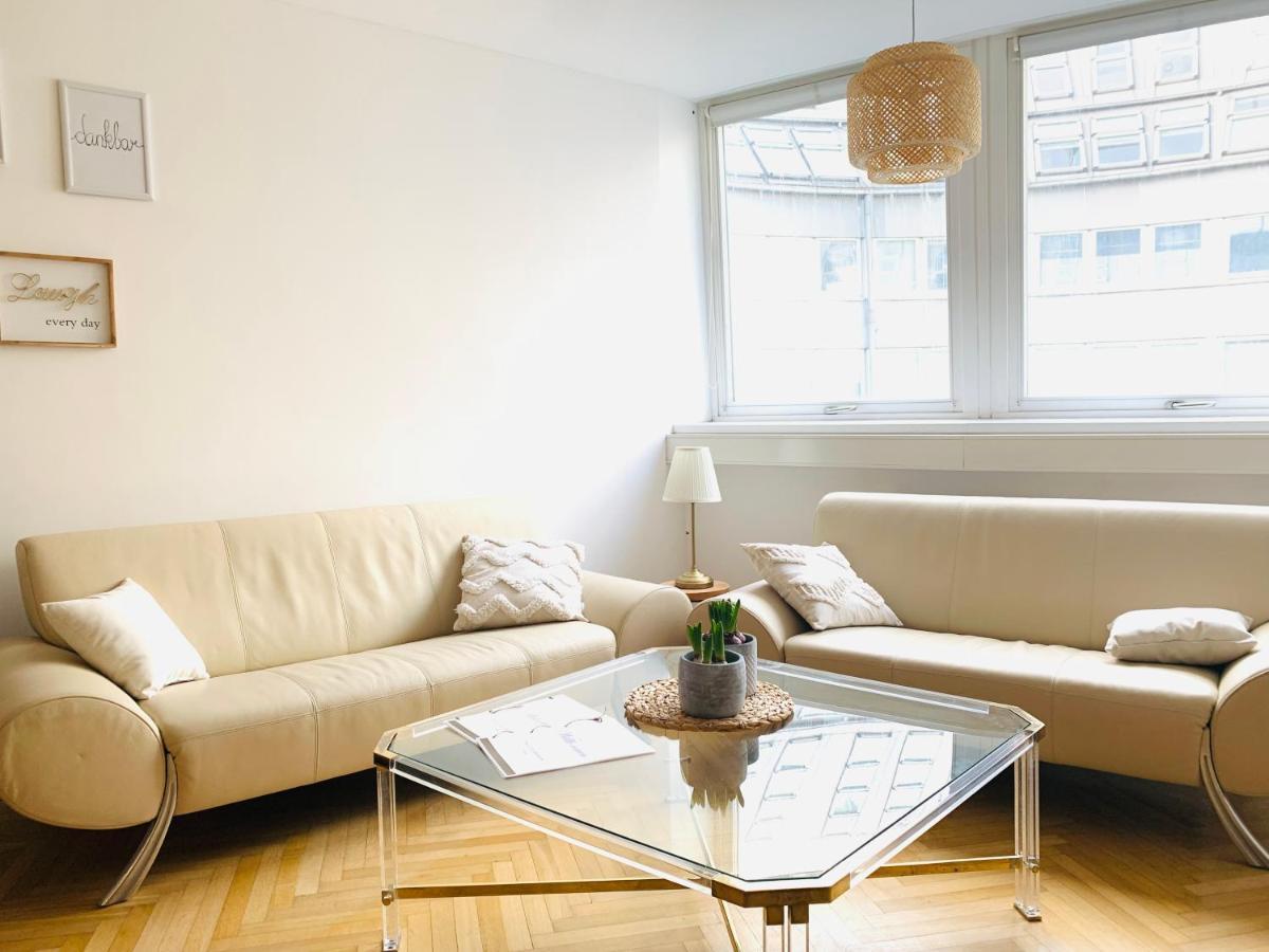 Ruhige Wohnung Im Gasometer Wien *Wifi*U3*Netflix* Luaran gambar